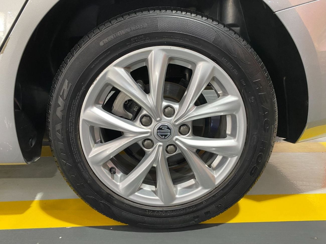 MG 5 Std AED 699 EMi @ 0% DP | MG 5 Sedan 2022 | GCC | 1.5L | Low Mileage | Under Warranty