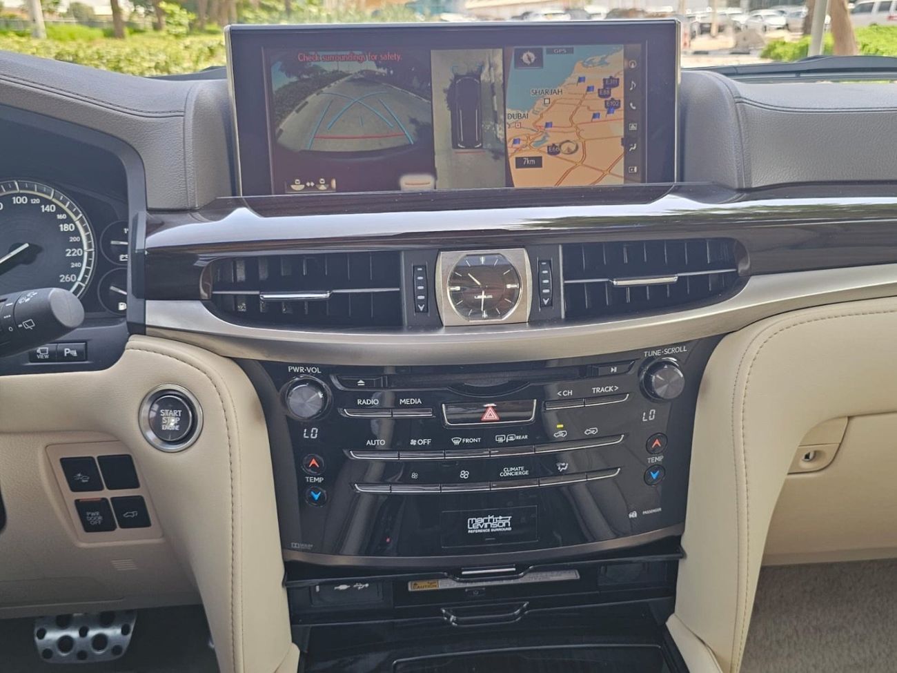 Lexus LX 570 Sport Platinum 5.7L