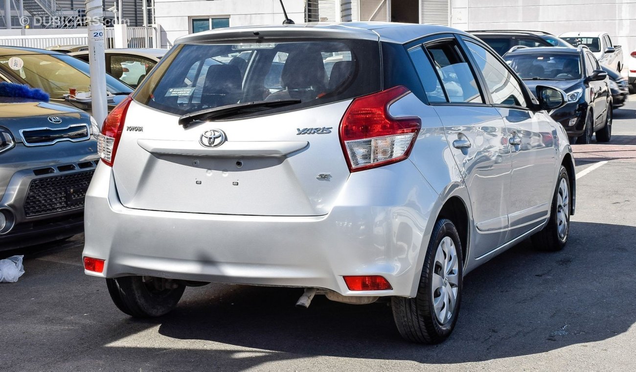 Toyota Yaris SE