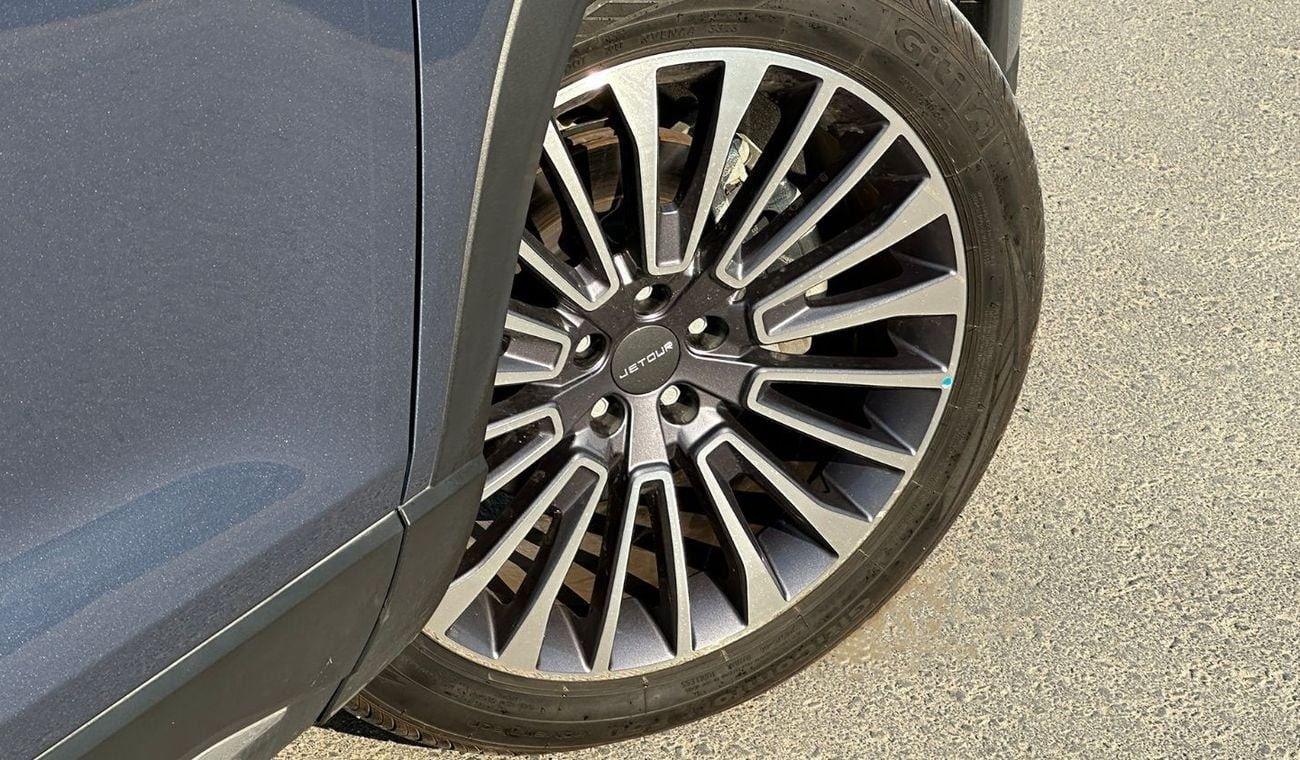 جيتور X90 بلس Luxury 1.6L Turbo 4 Cylinders 2024 Low Mileage Warranty 3 Years