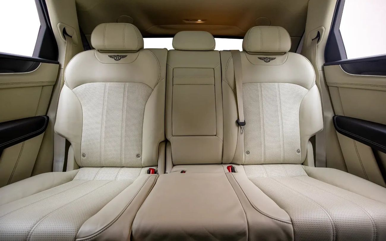 بنتلي بينتايجا Bentayga 4.0T - US Spec