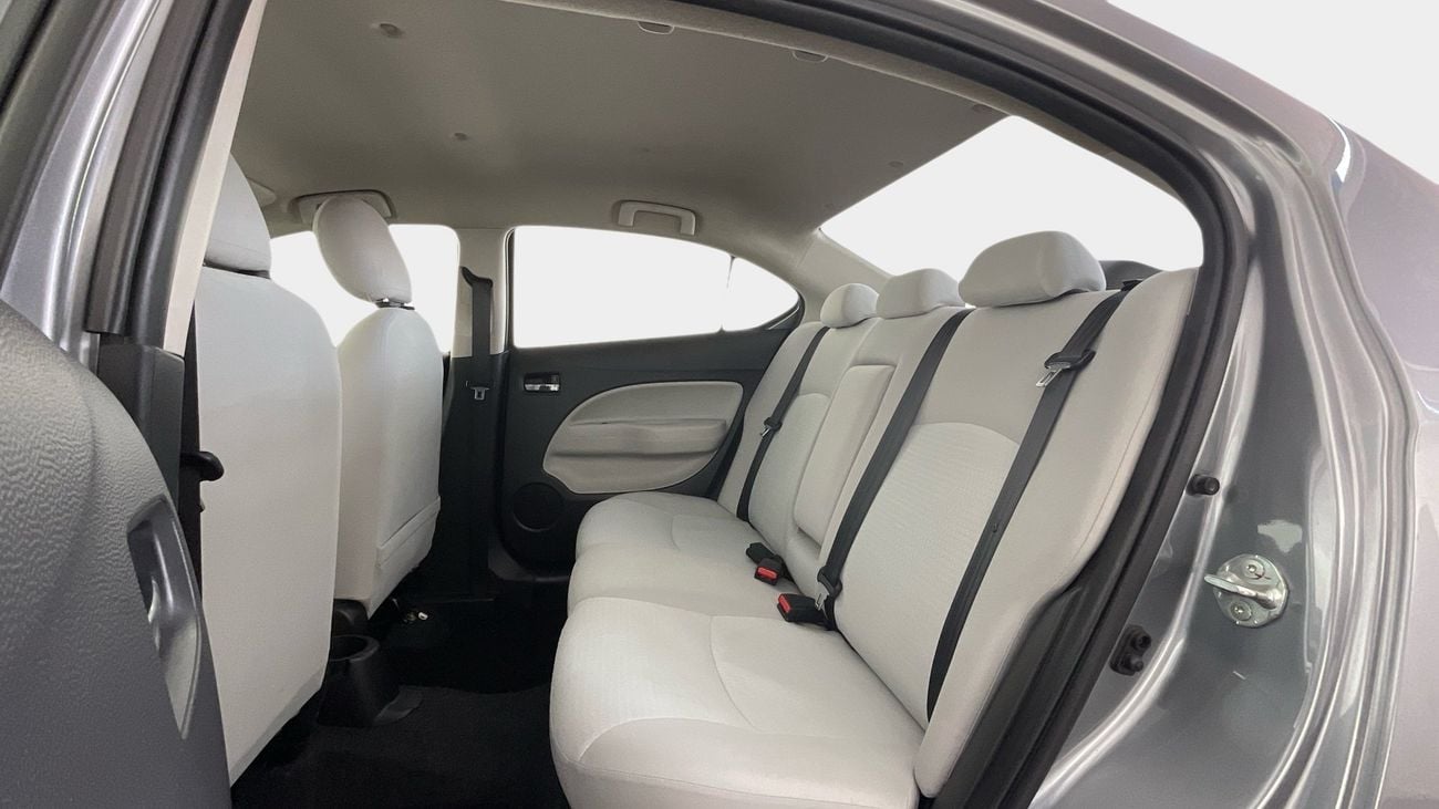 ميتسوبيشي اتراج GLX Full | upto AED 20,000 Ramadan Discount | شامل الضمان | 0 ﺪﻔﻋﺓ ﺃﻮﻟﻯ