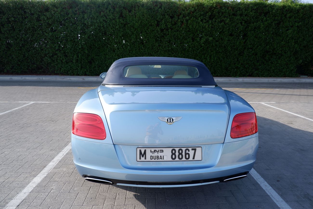 بنتلي كونتيننتال جي تي سي W12 twin turbo TOP option