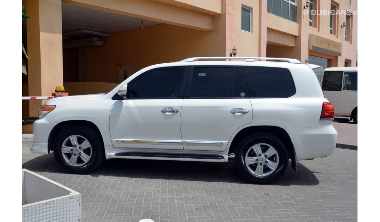 Toyota Land Cruiser V8 GXR TOP in Perfect Condition