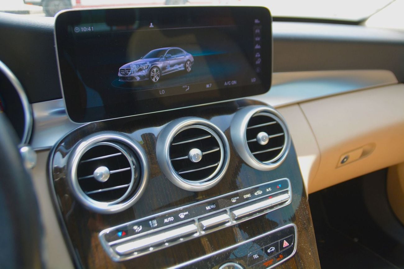 مرسيدس بنز C 300 STD