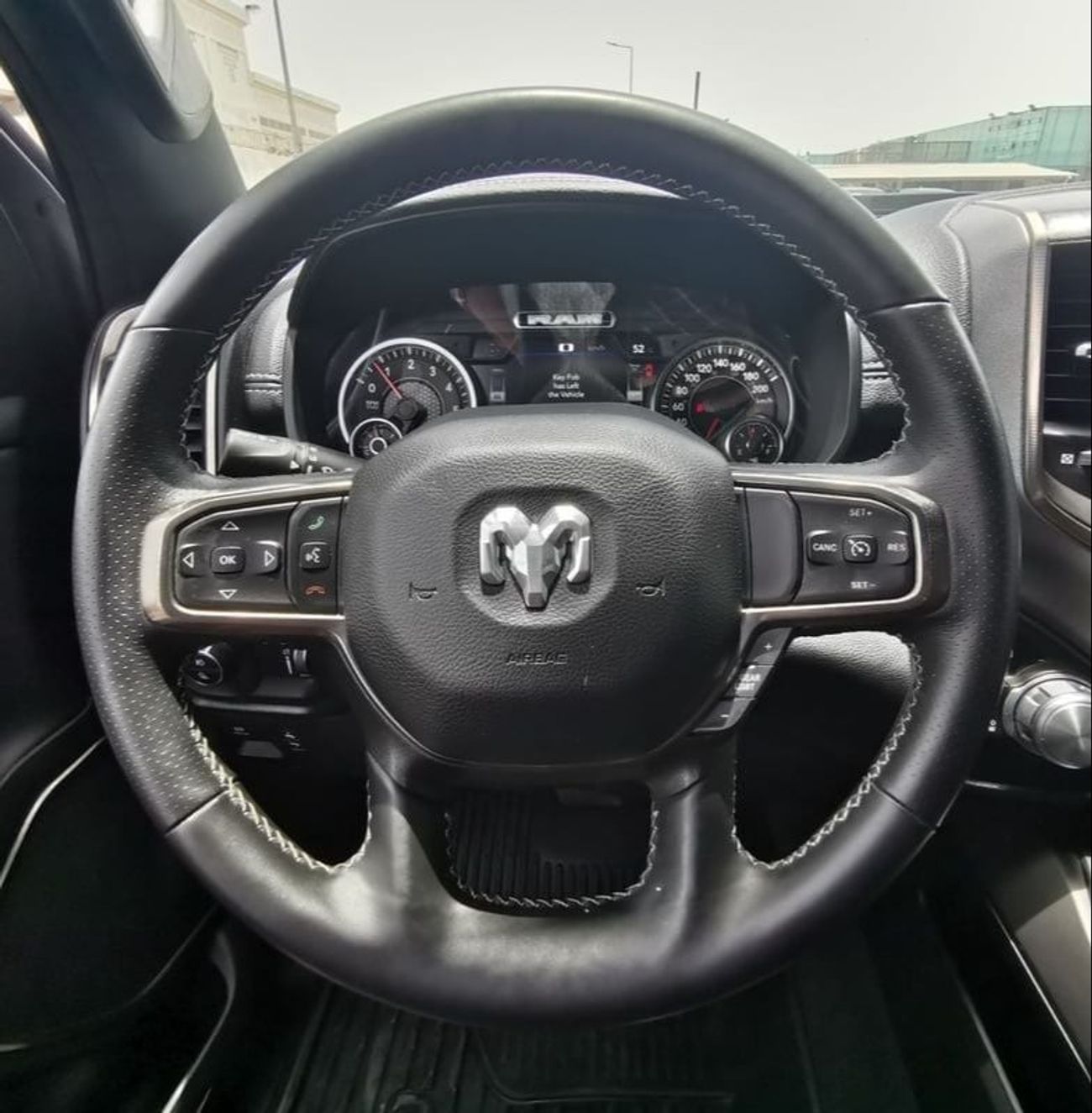 RAM 1500 Dodge RAM Sport - 2022 - White