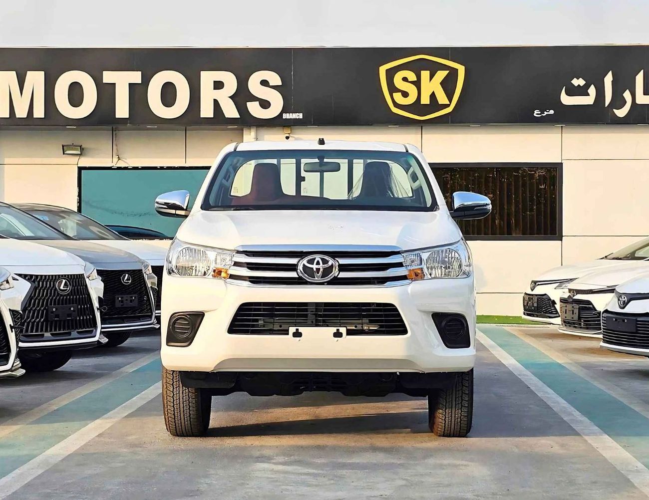 تويوتا هيلوكس SINGLE CABIN/LONG BODY WITH 5 HOOKS/CHROME HANDLE & REAR CHROME BUMPER/2.7L PETROL M/T (CODE#HPMSC1)