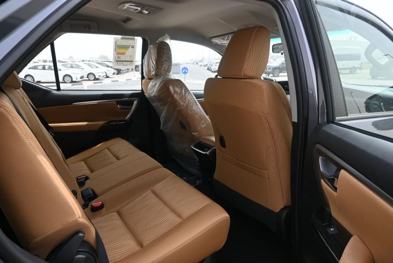 تويوتا فورتونر FORTUNER DIESEL 2.4L 2023 4WD FULL OPTION