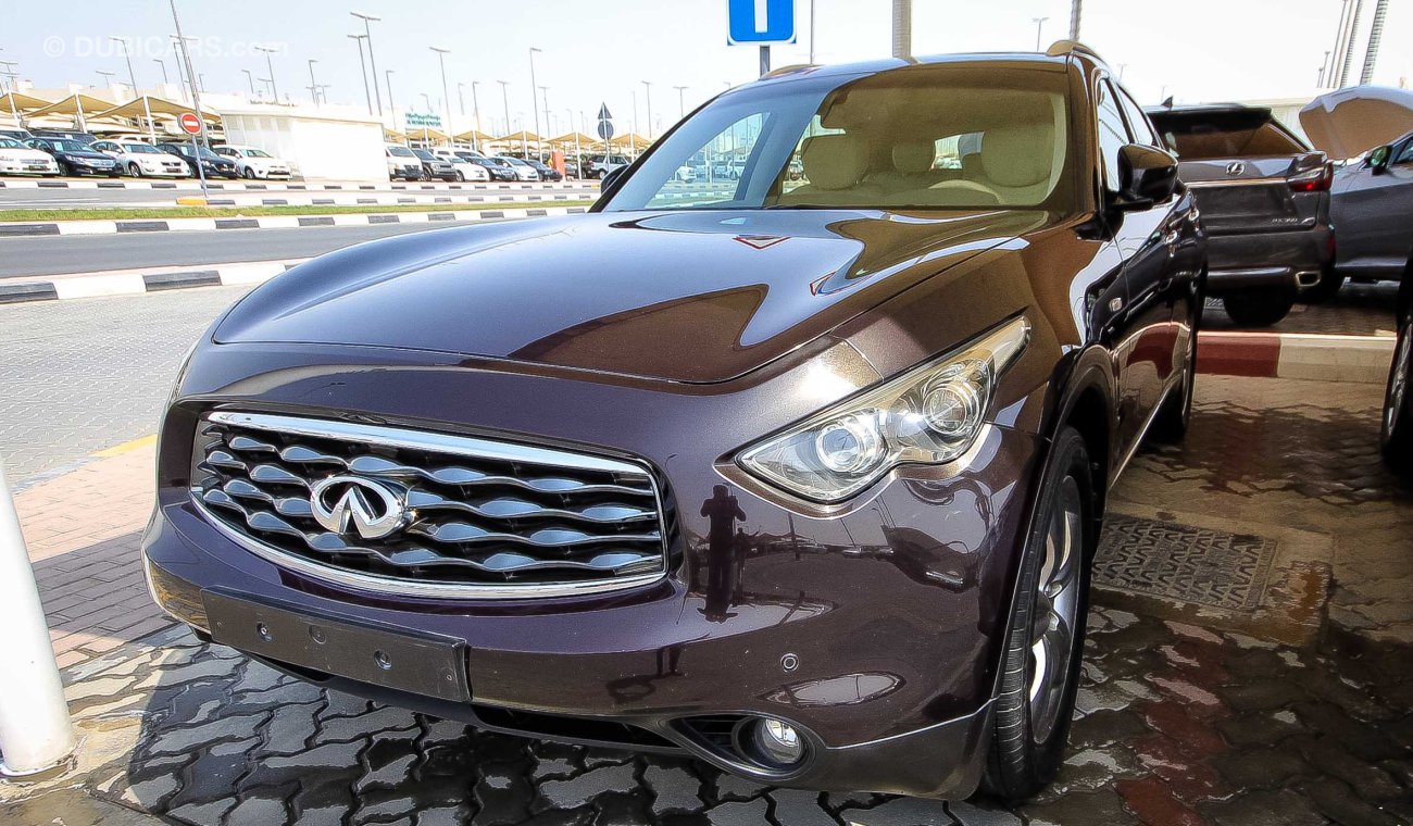 Infiniti FX35