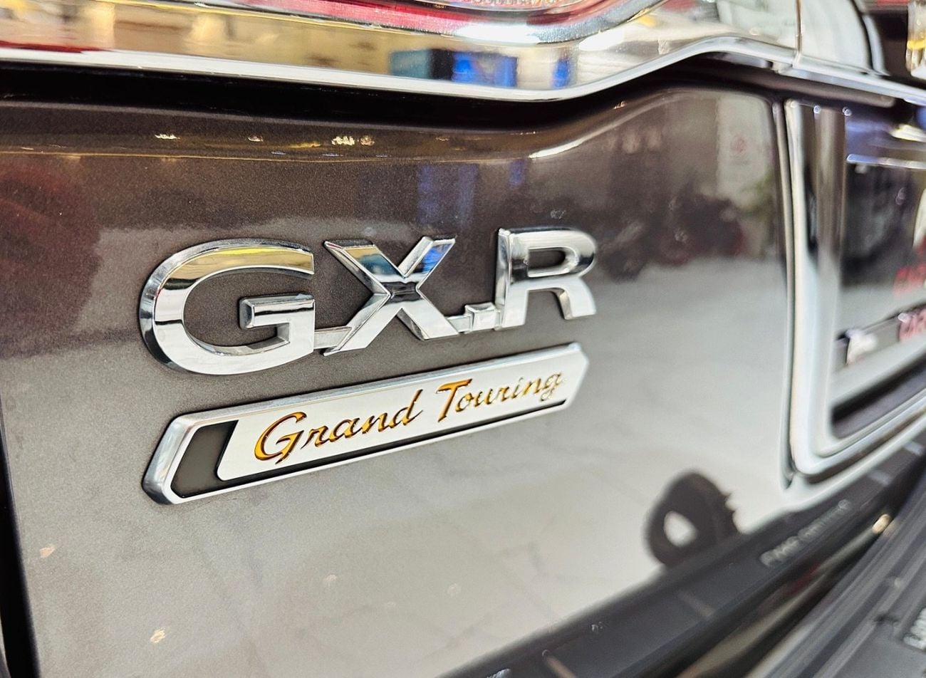 تويوتا لاند كروزر GXR 4.0L (271 HP) 4WD