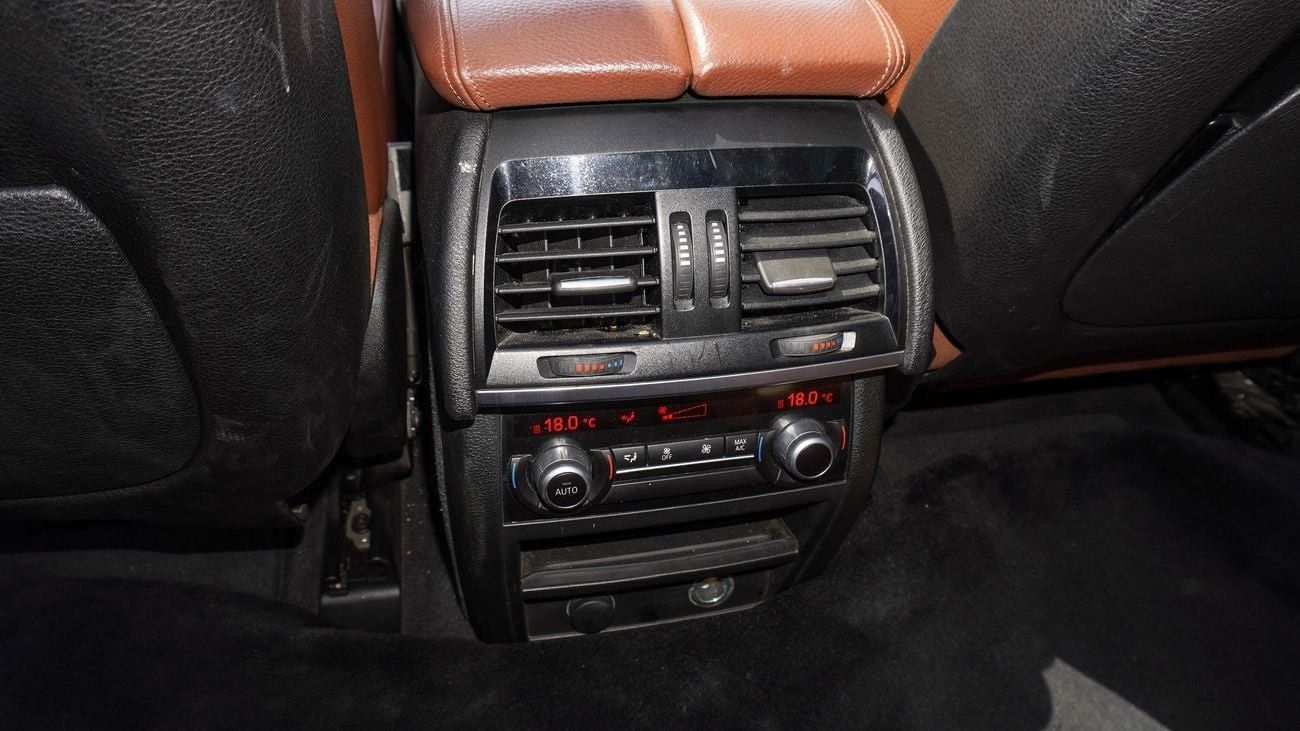 بي أم دبليو X5 XDrive 50i