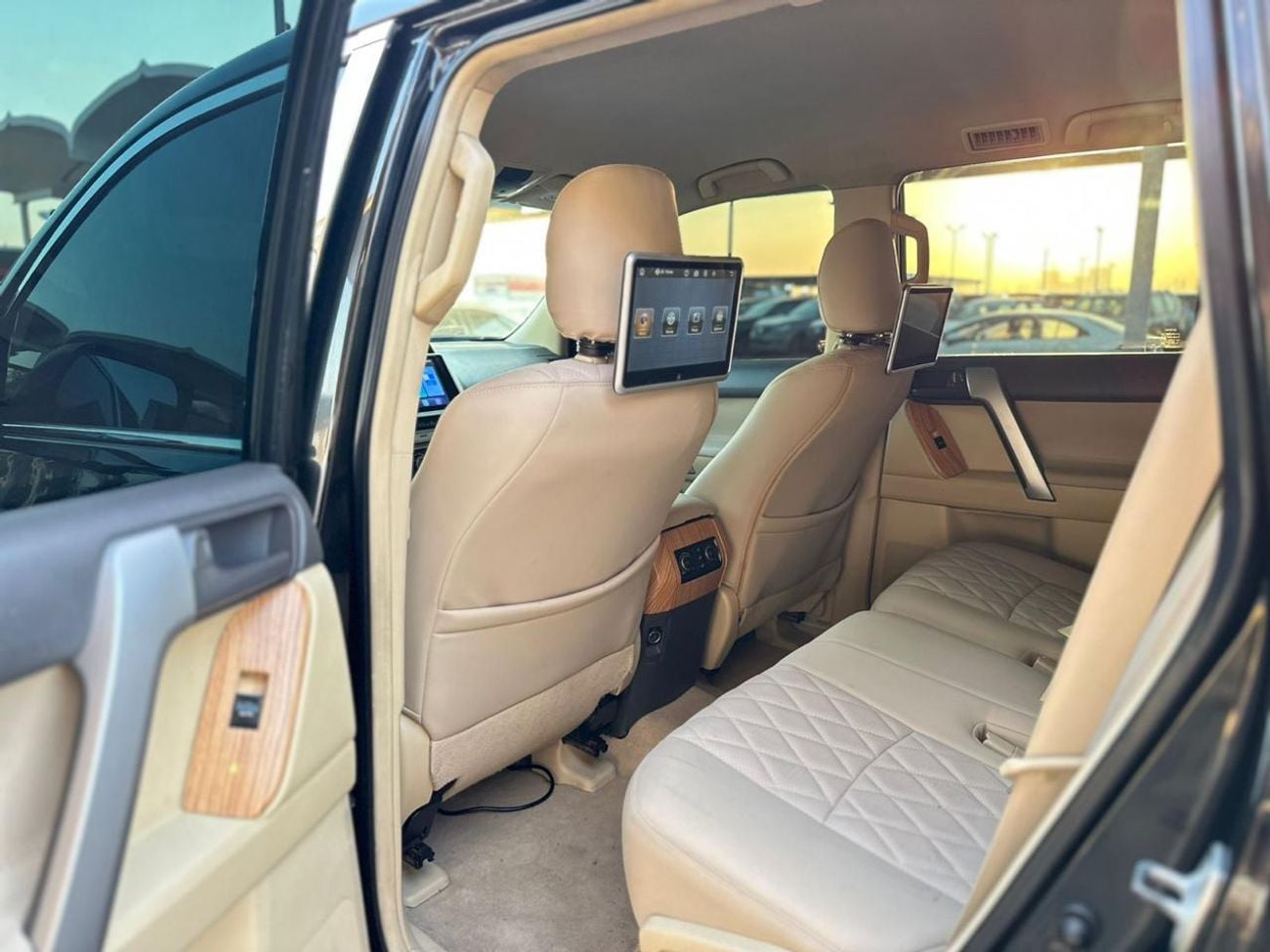 Toyota Prado TX-L 2.7L (271 HP)