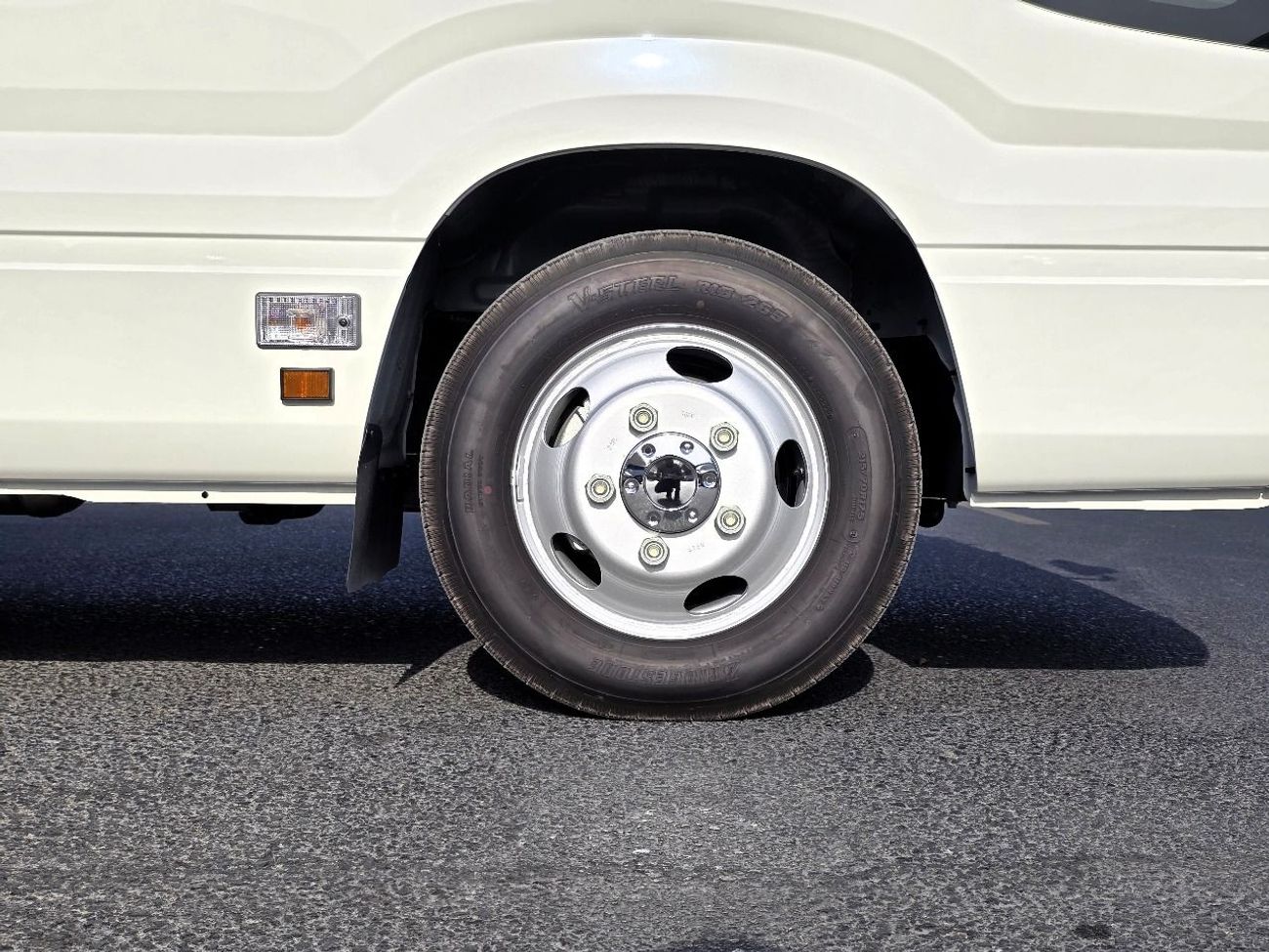 Toyota Coaster 2.7L (23-Seater)