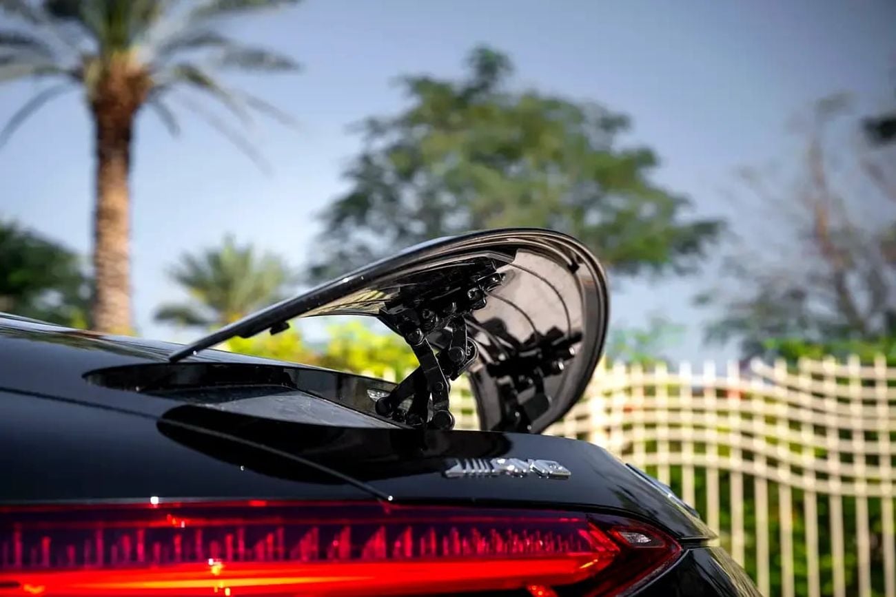 مرسيدس بنز SL 63 AMG Mercedes-AMG SL63 Roadster | 2 Years Warranty + Service Contract