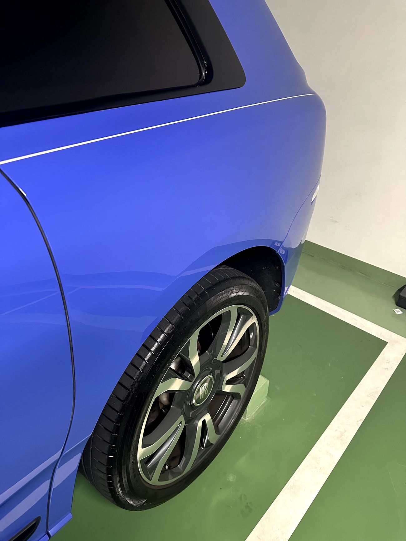 رولز رويس كولينان black badge