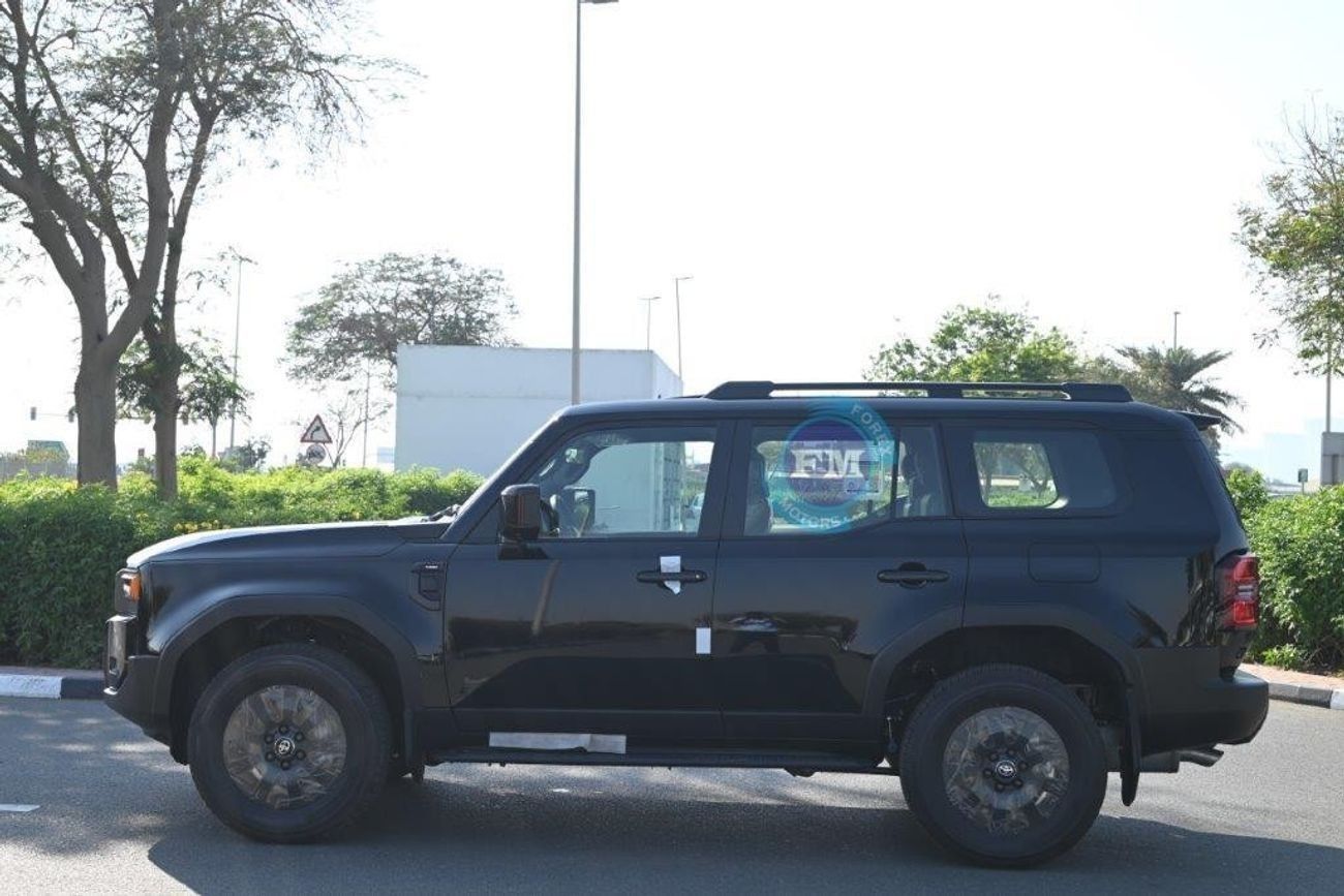 تويوتا برادو Adventure 2.4L Petrol 4WD 7 Seater Automatic