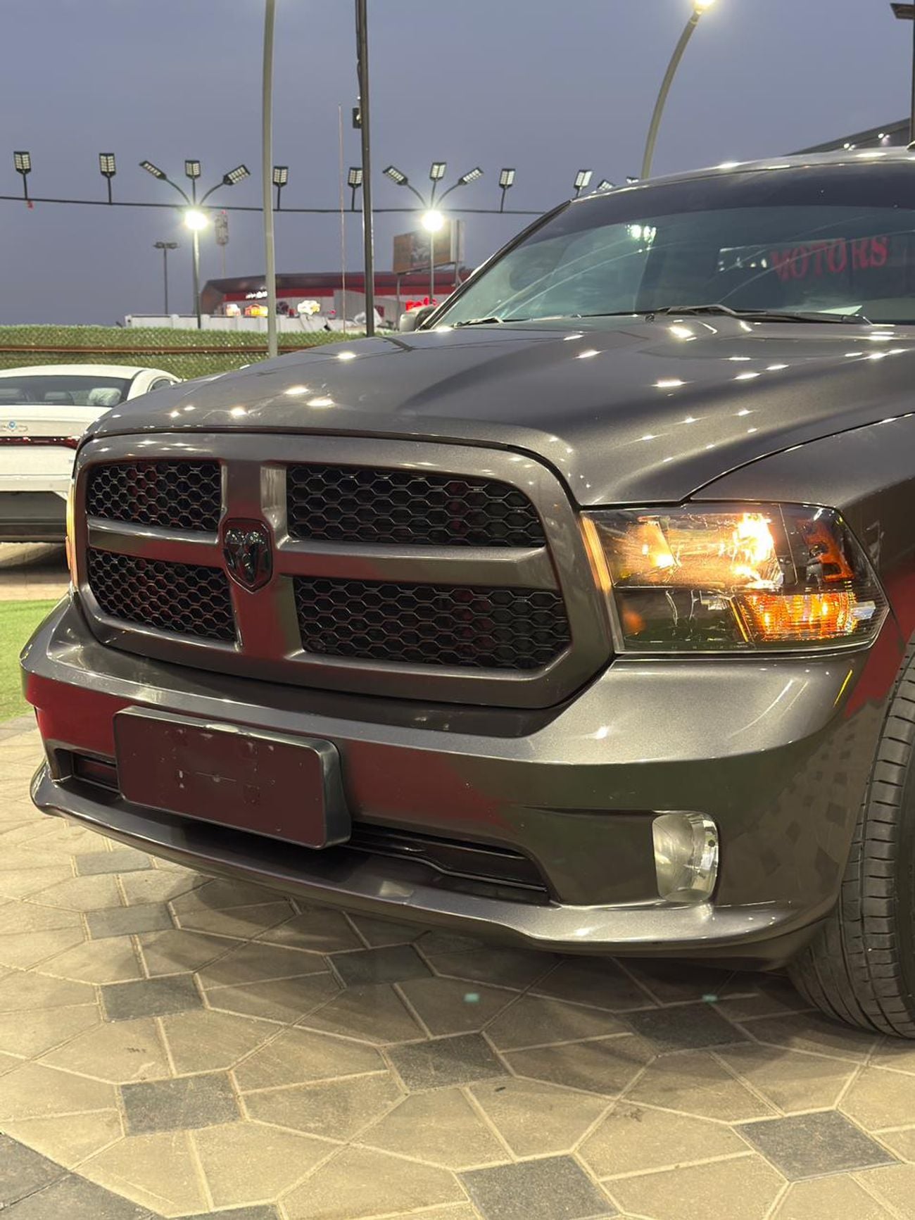 دودج رام فان