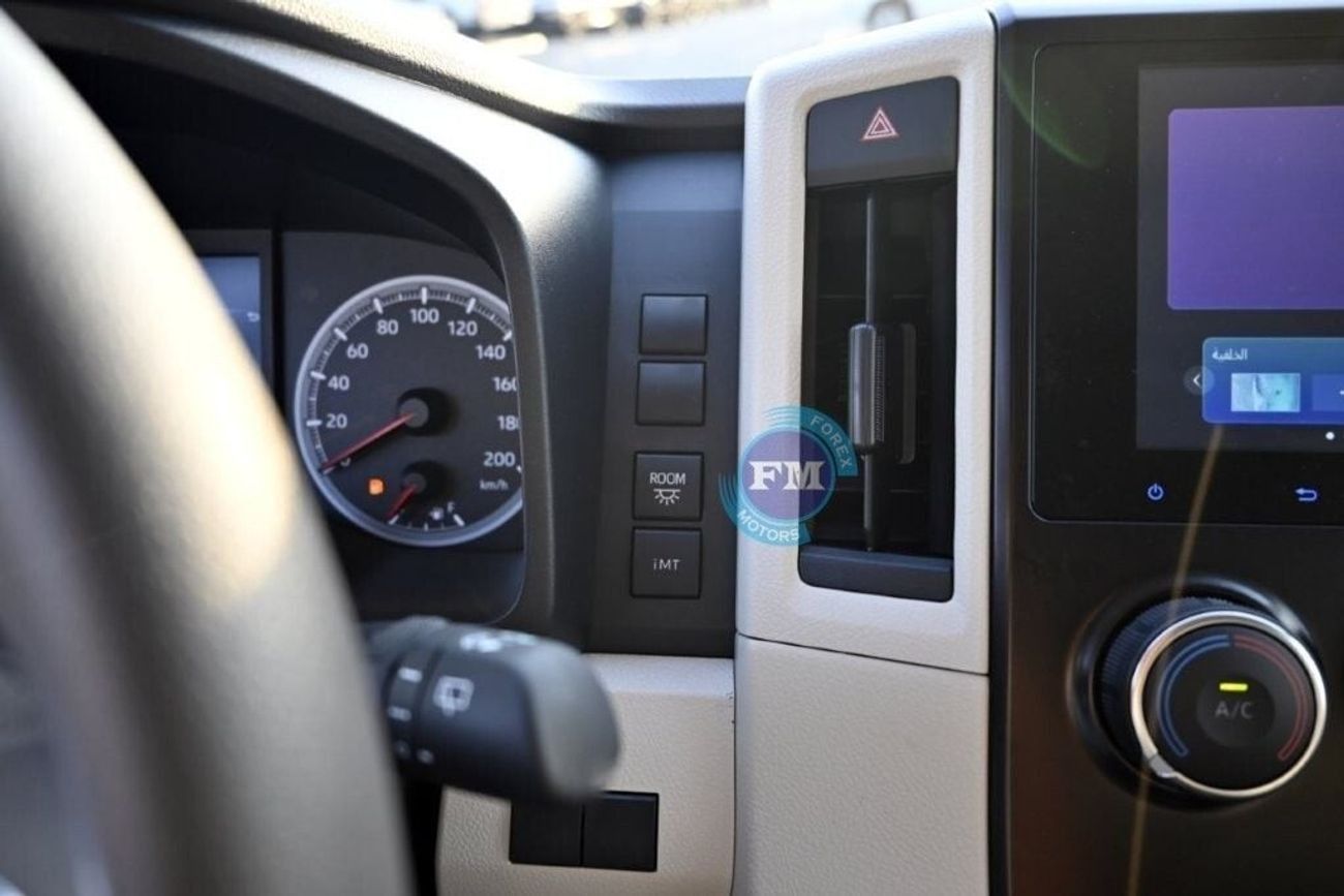 تويوتا هاياس Highroof 3.5L  Petrol 13 Seater Manual