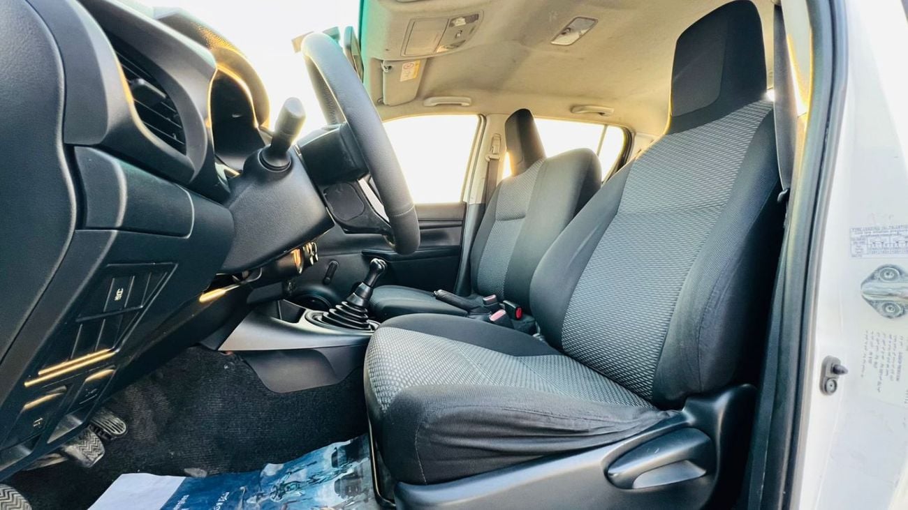 Toyota Hilux GL 2.7L Double Cab Utility