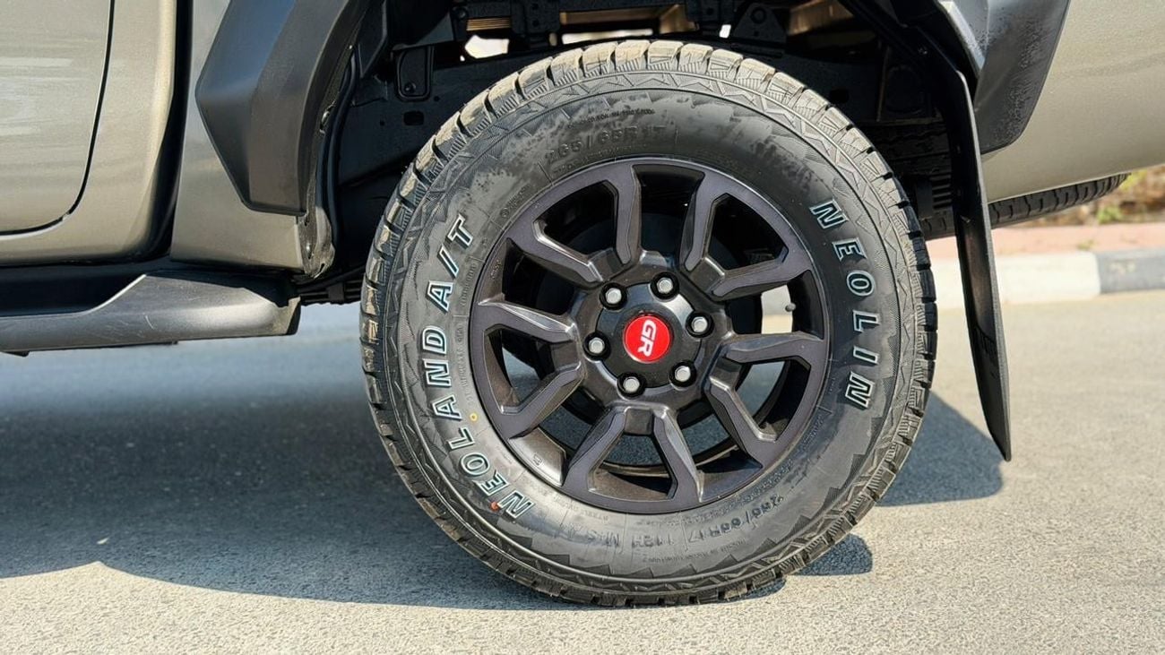 Toyota Hilux ADVENTURE GR kitt install