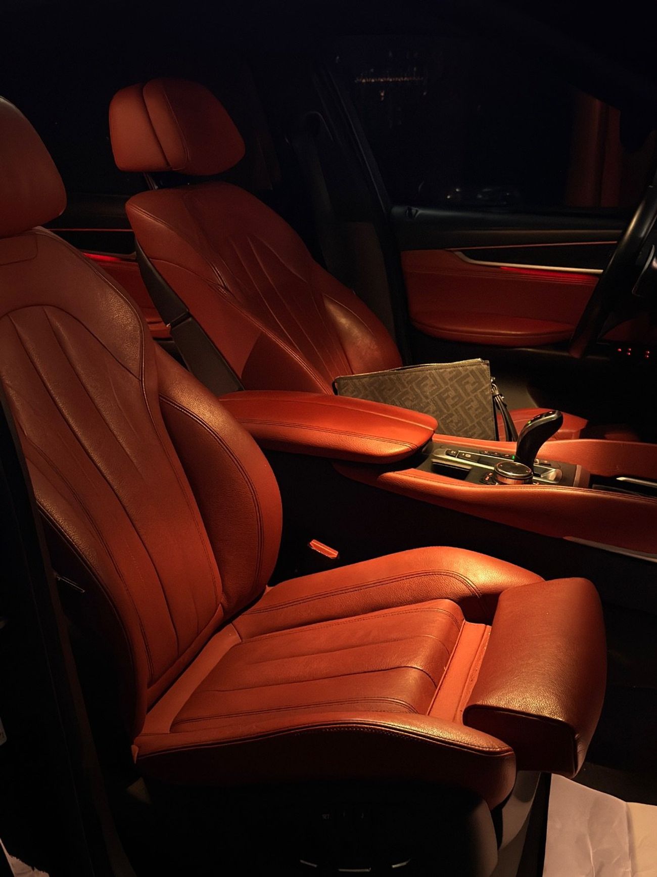 بي أم دبليو X6 50i M Sport Dynamic Plus 4.4L