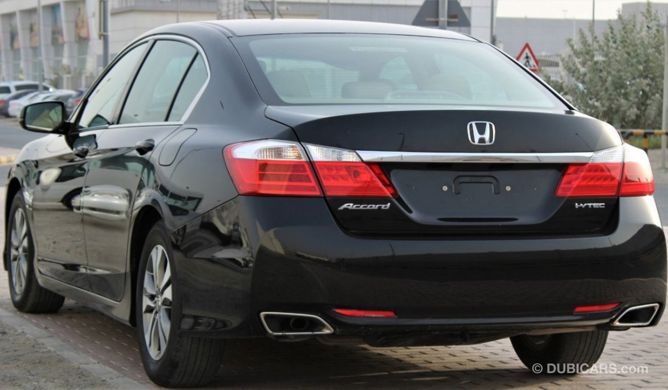 Honda Accord Honda Accord 2016 GCC in excellent condition without paint, without accidents, very clean from insid