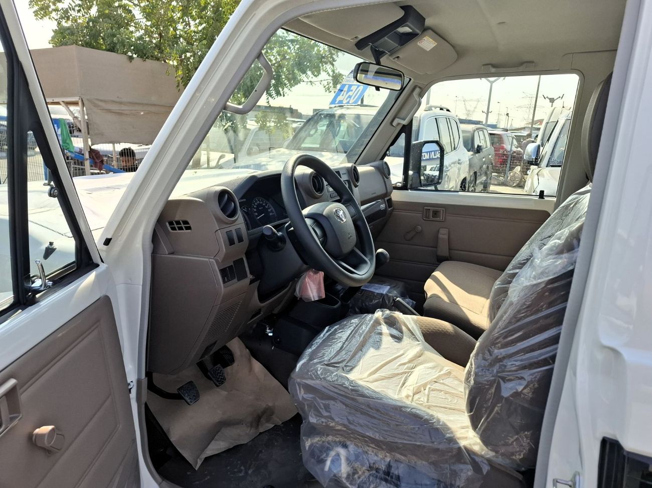 تويوتا لاند كروزر بيك آب Toyota LC Pickup 2.8L 2025 MT SC White Diesel GCC