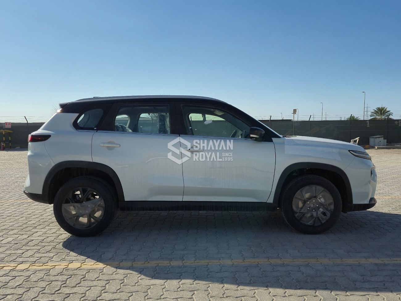 تويوتا أوربان كروزر 1.5L GLX PETROL AT 2026MY