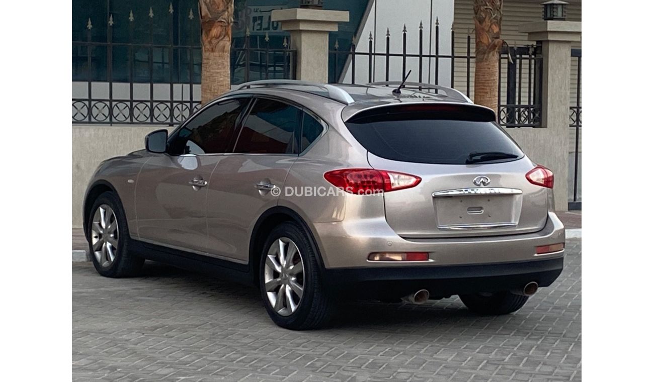 Infiniti EX35