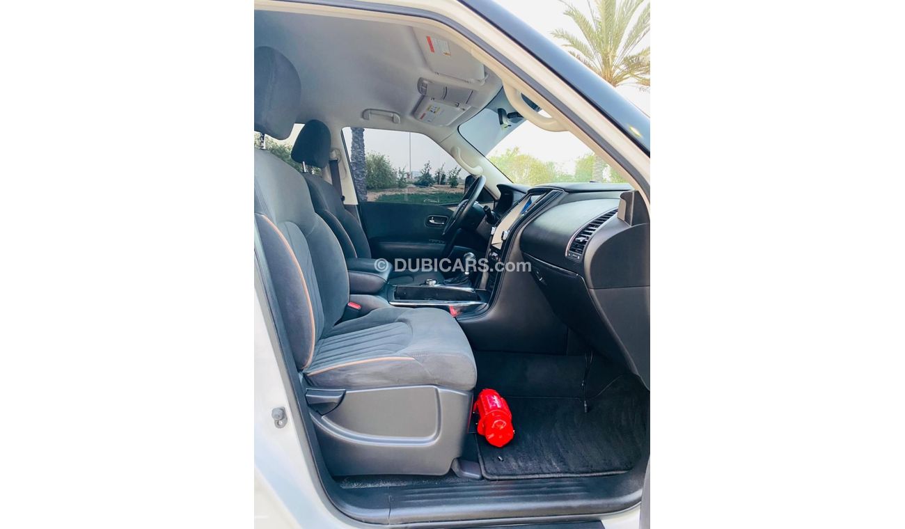 Nissan Patrol SE T2 Nissan patrol SE 2020 GCC 6 cylinder perfect condition under warranty