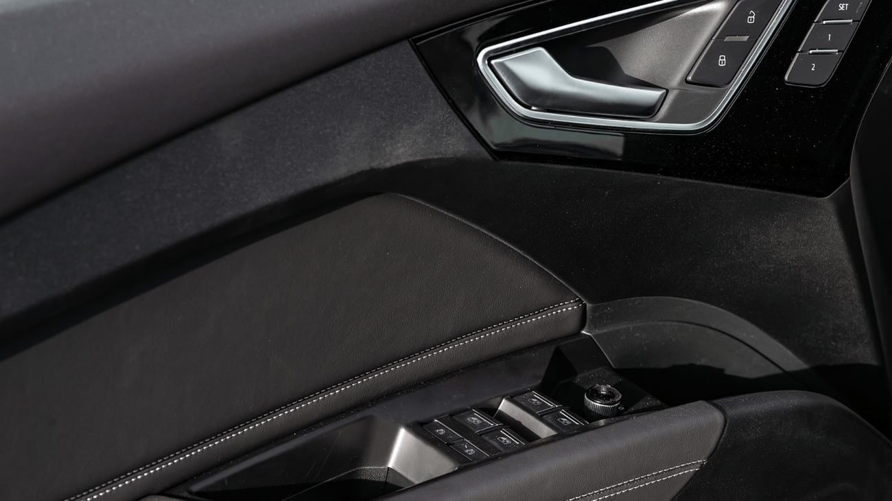 Audi Q4 2025 | AUDI E-TRON Q4 TOP VERSION [ EXPORT ONLY ]