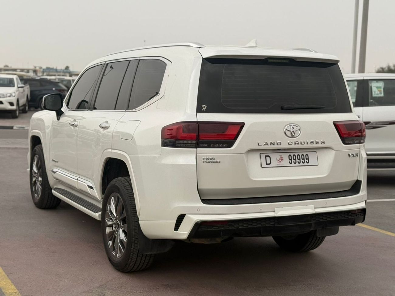 تويوتا لاند كروزر VXR 3.5L