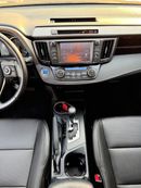 تويوتا راف ٤ XLE 2.5L