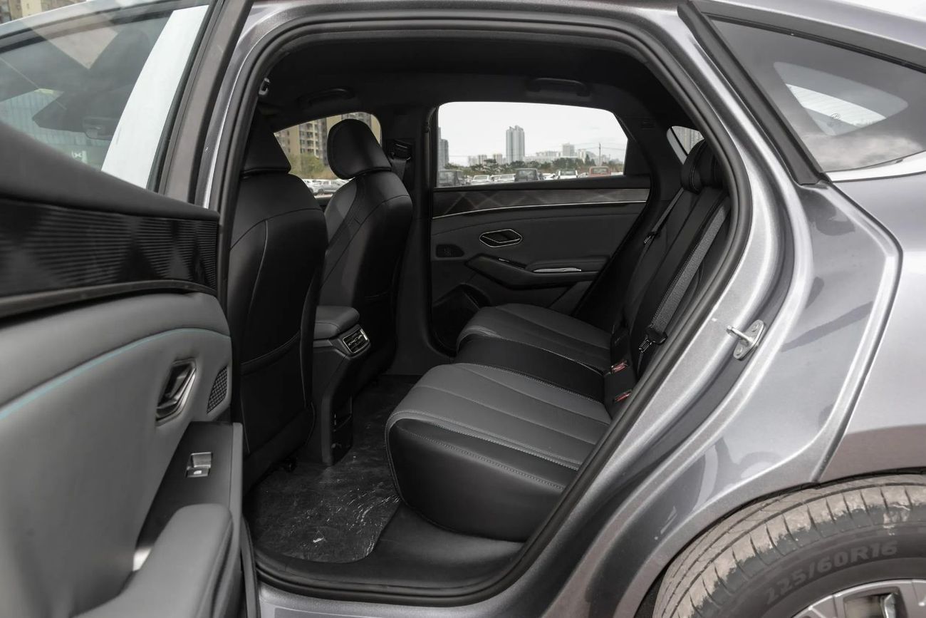 بي واي دي كين ال دي ام-اي BYD Qin L 2025 DM-i 80KM Leading Type