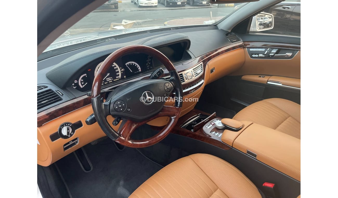 Mercedes-Benz S 550 Mercedes S550 2012