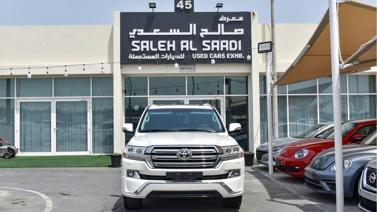 Toyota Land Cruiser VXR V8