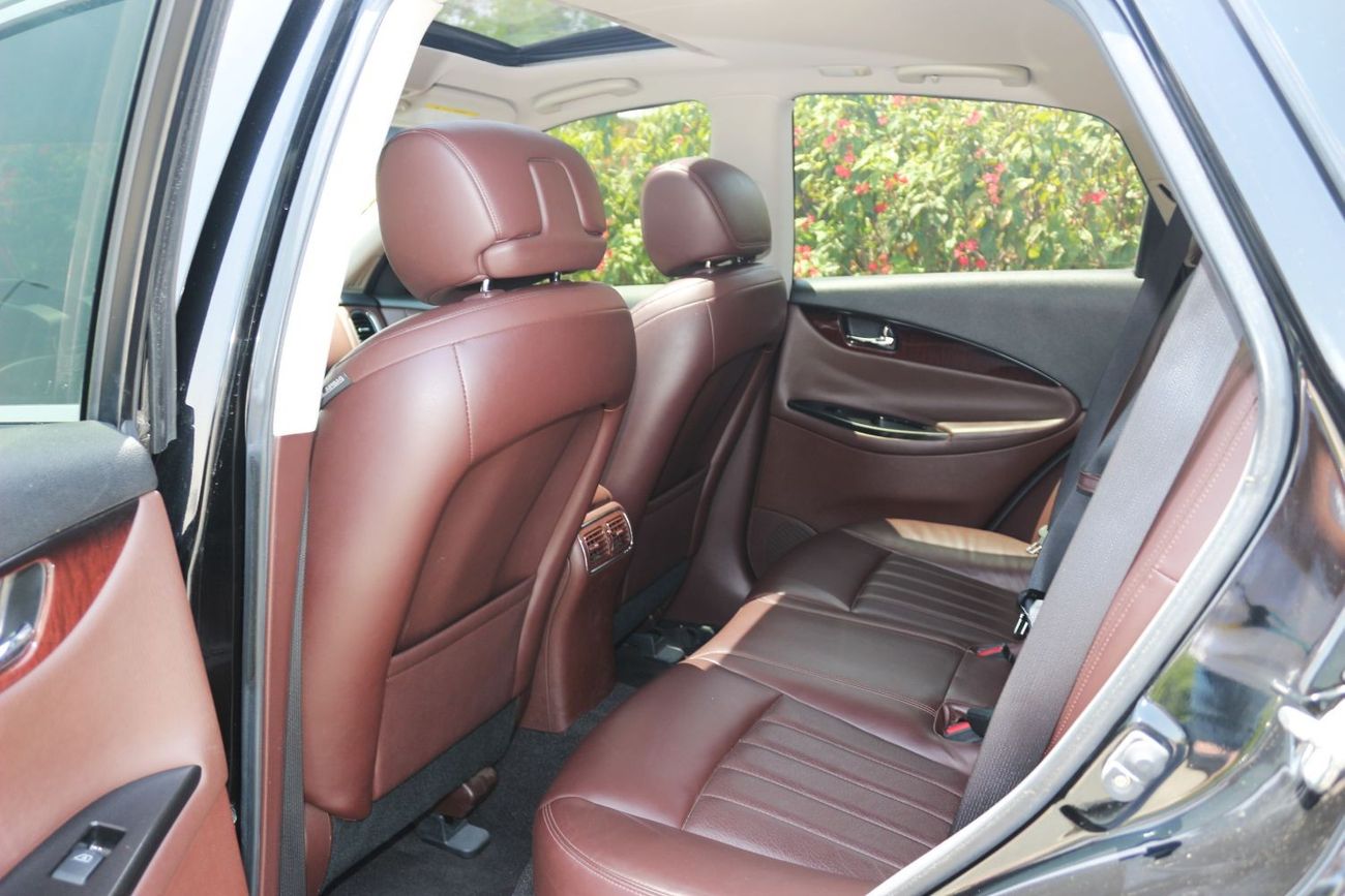 إنفينيتي QX50 لاكجري Infiniti QX50 Gcc Model 2015 Full Options