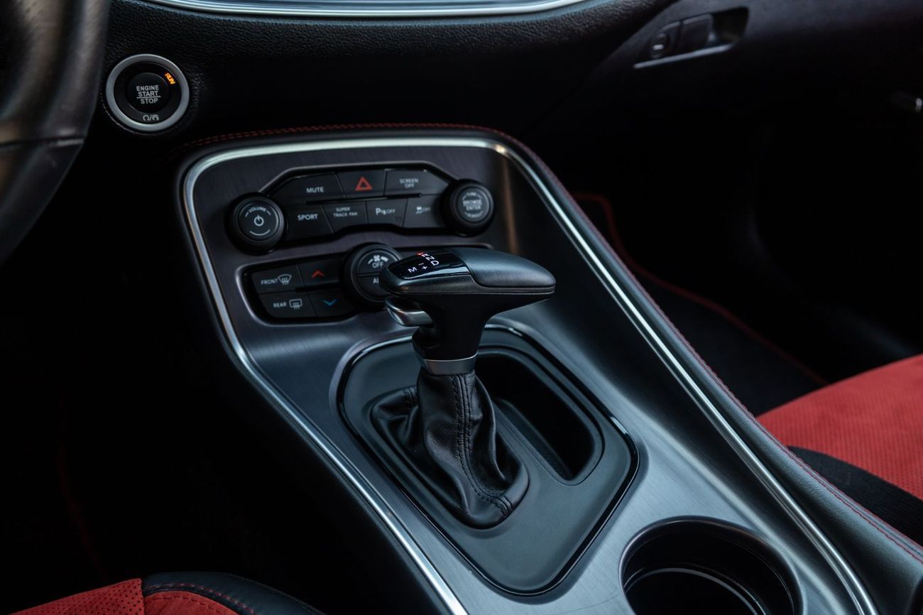 Dodge Challenger R/T 5.7L (370 HP)