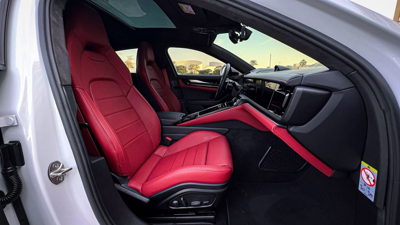 Porsche Panamera 4 2.9L