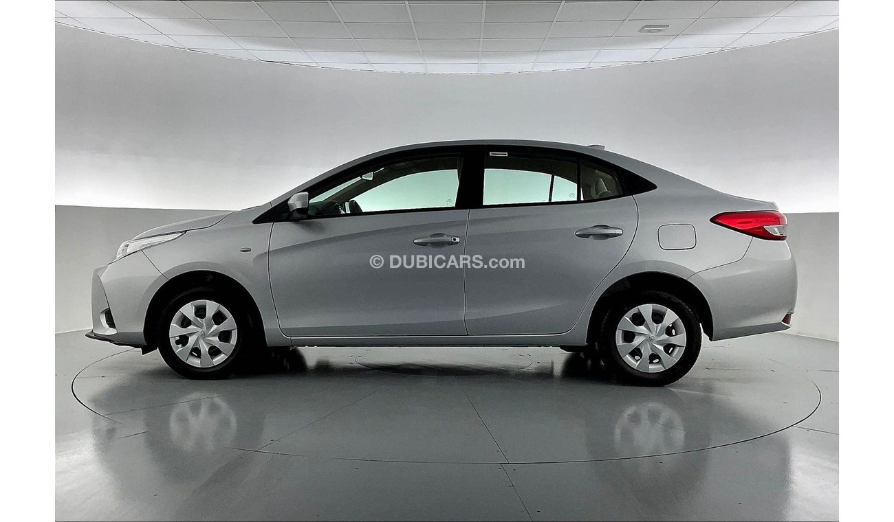 تويوتا يارس SE / E