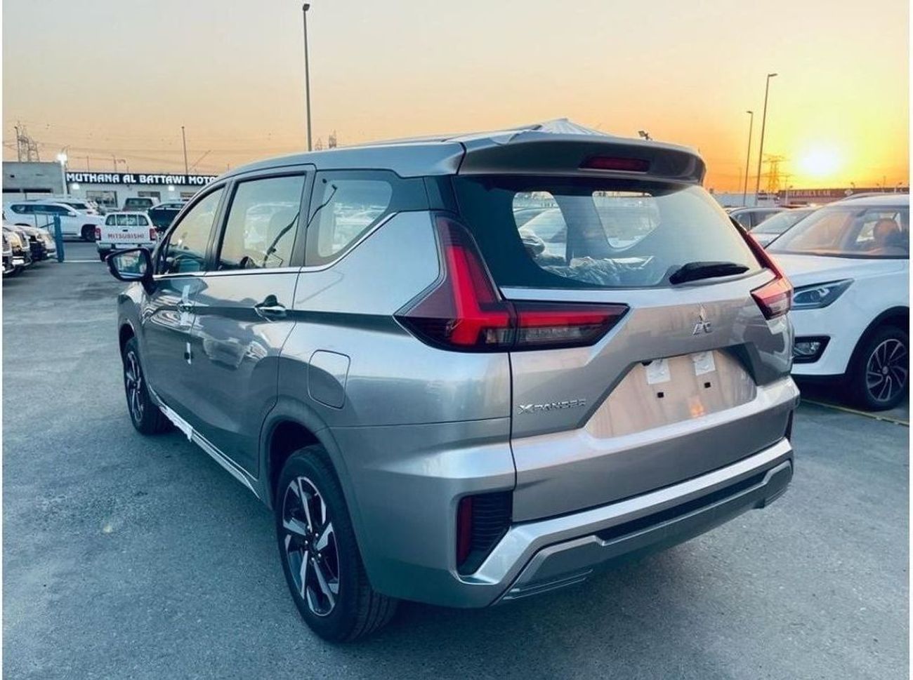 ميتسوبيشي إكسباندر MITSUBISHI XPANDER PREMIUM 1.5L 2024 MODEL 7 SEATS 59000 AED FOR EXPORT PRICE