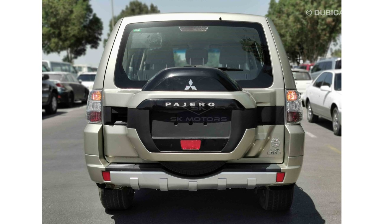 Mitsubishi Pajero 3.5L, 17" Rims, 4WD, Fabric Seats, Xenon Headlights, Air Recirculation Control, Airbags (LOT # 7004)