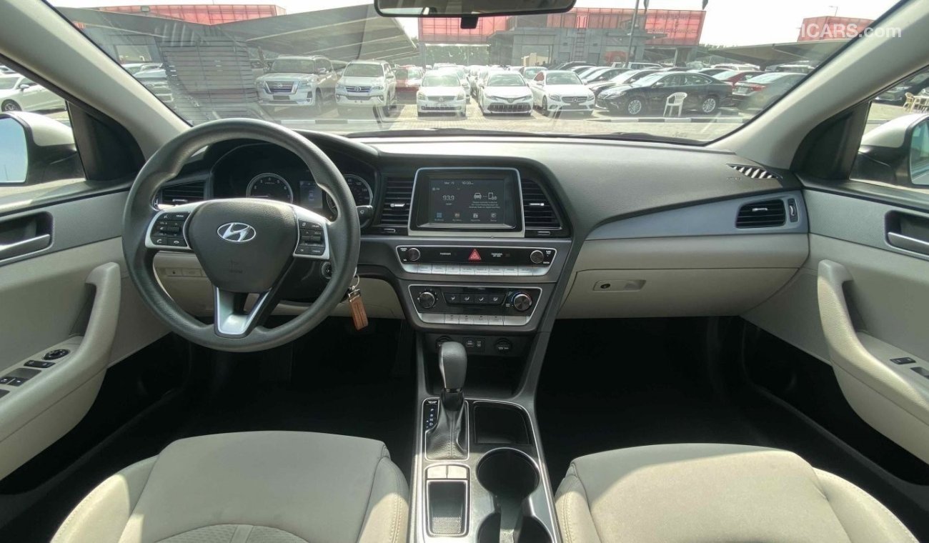 Hyundai Sonata SE 2.4L,V4