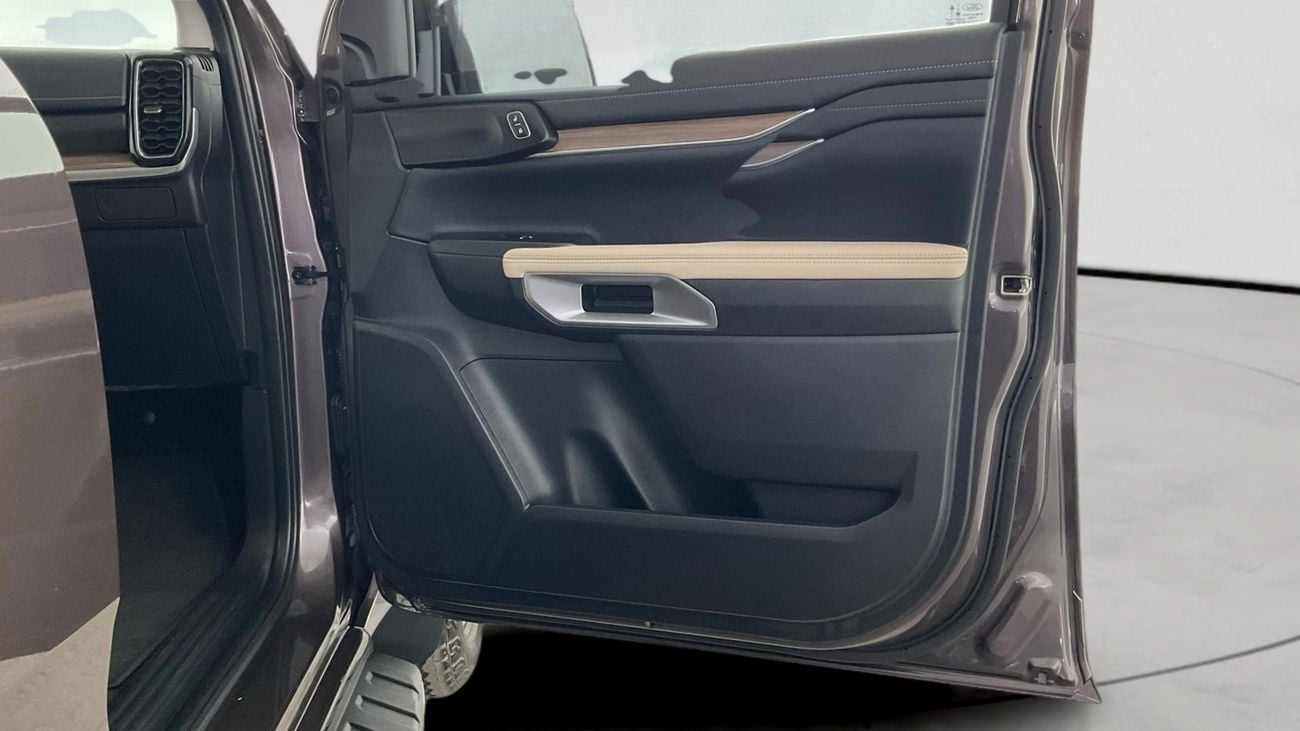 فورد ايفرست XLT | شامل الضمان | 0 ﺪﻔﻋﺓ ﺃﻮﻟﻯ