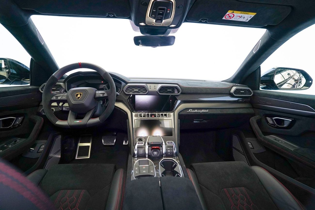 لامبورغيني اوروس 4.0T V8 Performante