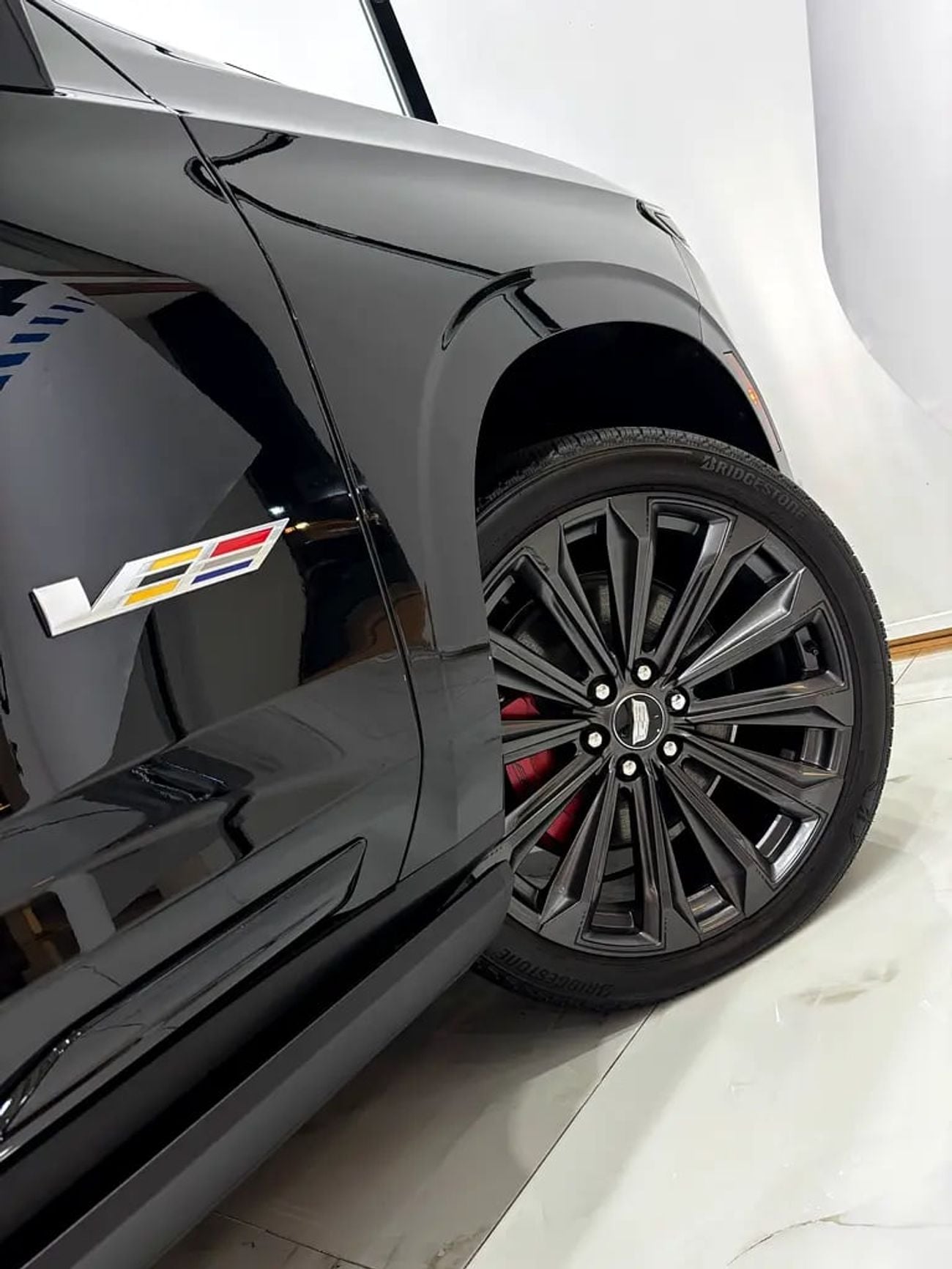 كاديلاك إسكالاد V SERIES | GCC Specs | Supercharged V8