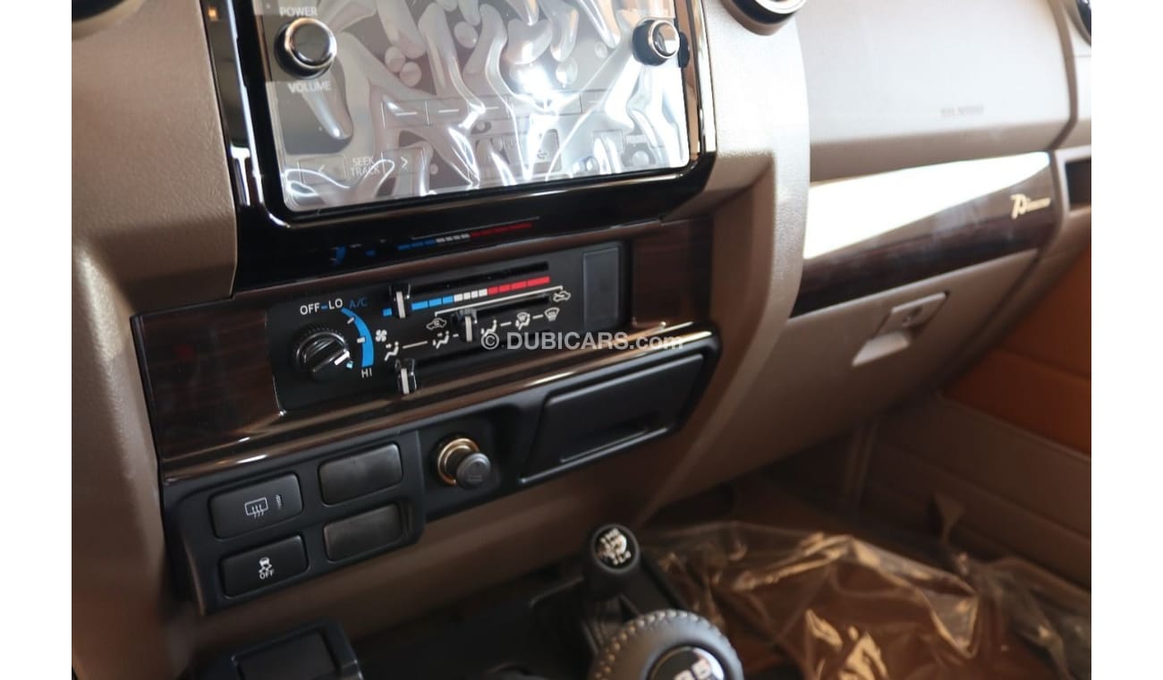 Toyota Land Cruiser 70 2022 TOYOTA GRJ 71 4.0 V6 70TH ANNIVERSARY DIFF LOCK