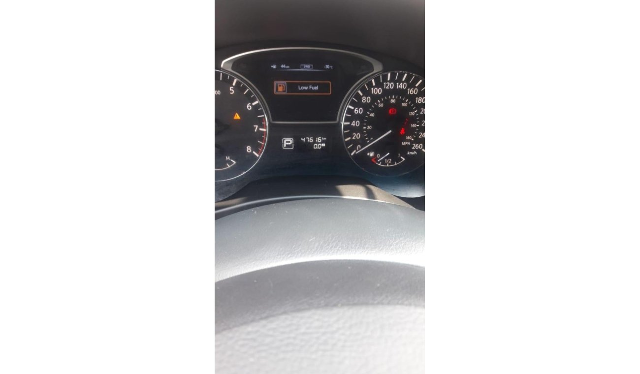 Nissan Pathfinder 2013 for Urgent SALE 4WD