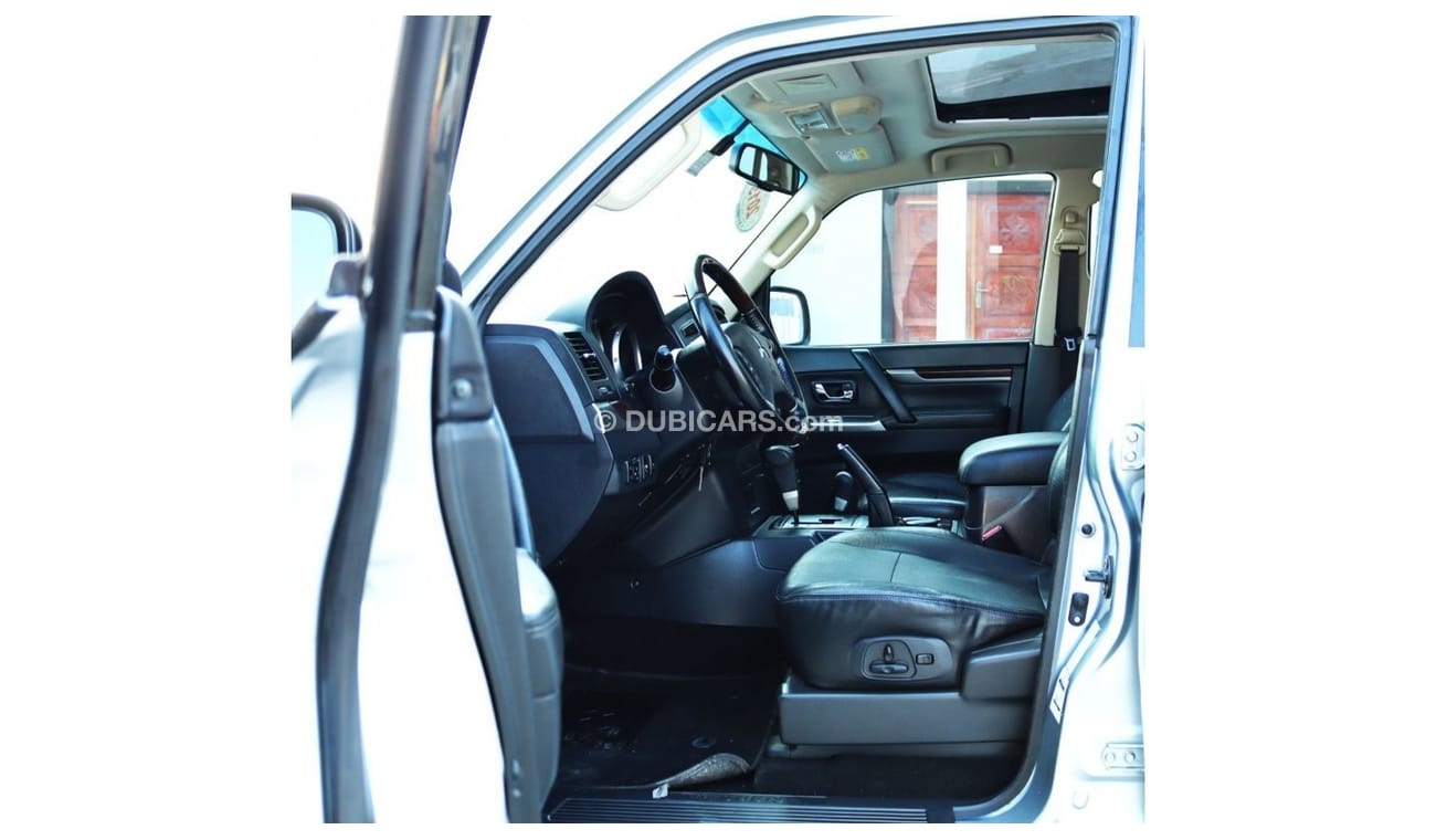 Mitsubishi Pajero GLS Mitsubishi Pajero 2015 GCC, full option, in excellent condition