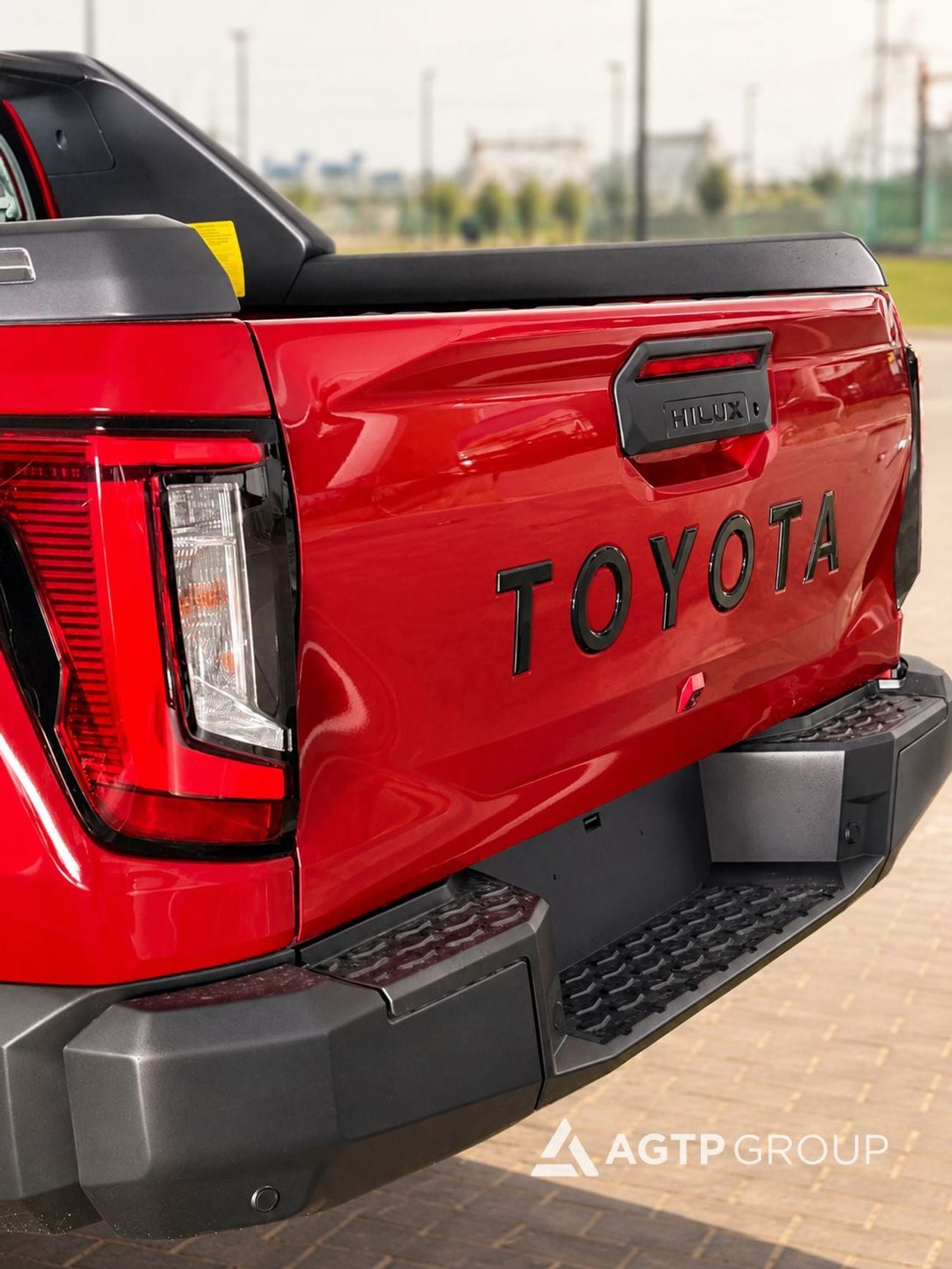 Toyota Hilux CONQUEST 2.8L Turbo Diesel | FULL OPTION | Radar | 360° Camera | Automatic | Leather Seats | READY EXPORT